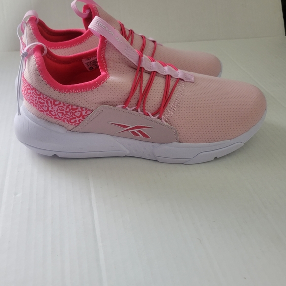 Sold NWOT Reebok Womens Slip-On Pink Sneakers Shoes 096069 Size 6 - Picture 6 of 10